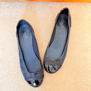 Coach black flats mixed material size 9?